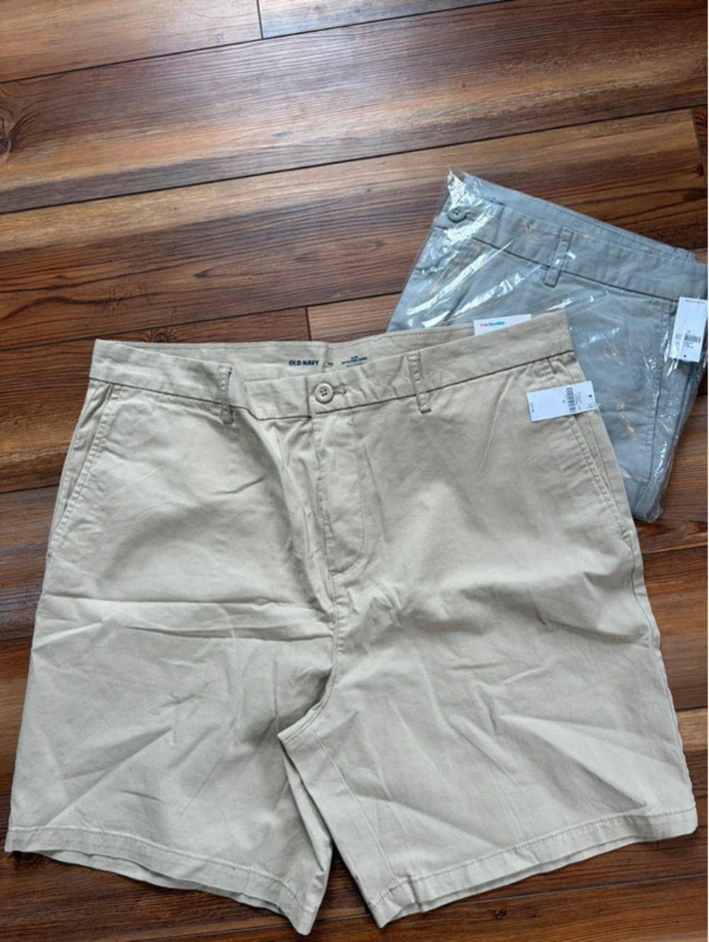 Men's NWT Bundle of Old Navy Slim Rotation Chino Shorts 8in inseam size 40